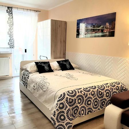 Apartment Glamour Downtown Balcony Krakow Bagian luar foto